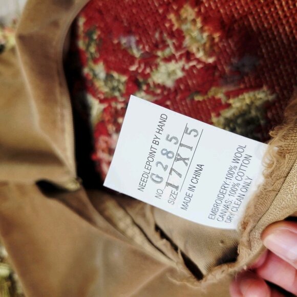 Vtg Wool Floral Needlepoint Hand Embroidery Pillow Case Sham Tassel Trim 17 x 15 - Picture 6 of 6